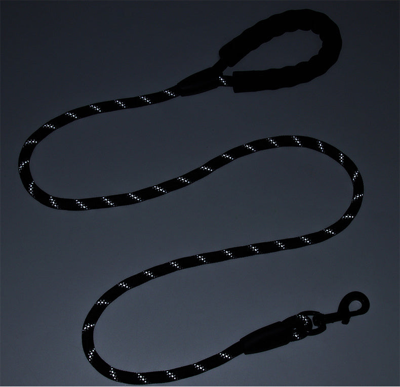 Roarr Heavy Duty Dog Leash – Strong Foam Grip Handle, Reflective Design